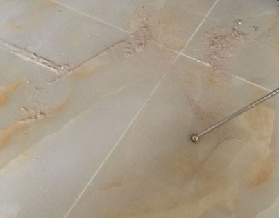 喀什瓷砖空鼓维修公司分享粘合剂选择不当在瓷砖铺贴过程中可能导致以下问题
